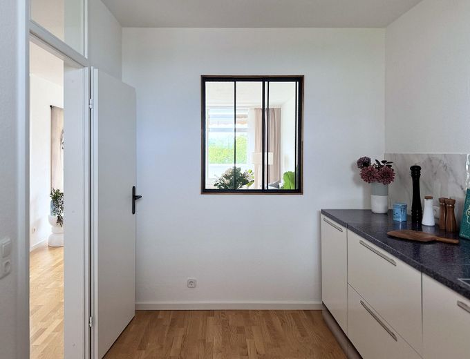 *ZONDER COURTAGE* Stijlvol gemoderniseerd 2-kamer appartement met droomuitzicht & groot zonnebalkon – Foto 26