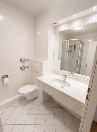 Renovierte 1,5-Zimmer-Wohnung in zentraler Lage von Wiesbaden – Foto 4