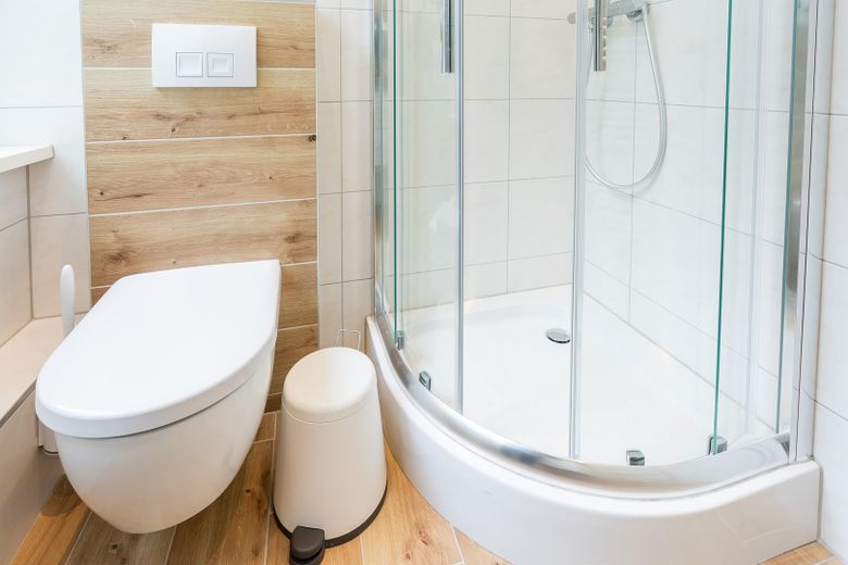 Мебльована 1-кімнатна квартира Aachen-Burtscheid, відремонтована | Furnished Apartment – Badezimmer