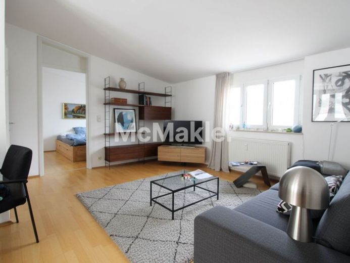 Exklusive Dachgeschosswohnung mit Sonnenterrasse – Foto 1