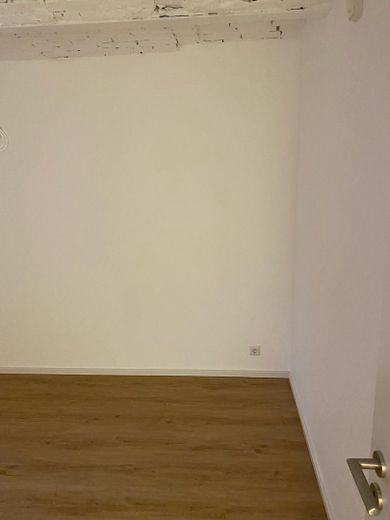 Luxuriöse 2-Zimmer Wohnung im EG mit Garten im Paulusviertel – Schlafzimmer