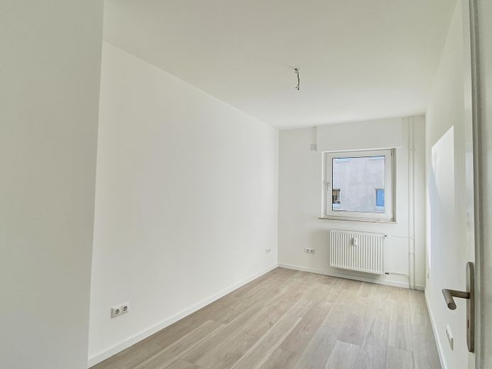Kernsanierte, exklusive 3-Zimmer-Wohnung in Wiesbaden – Langenbeckstraße 4 – Kinderzimmer/Büro