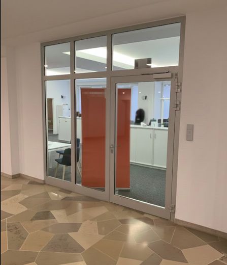 *Innovum Nürnberg*Nürnberg West: Top-Bürofläche*U-Bahn-Anschluss direkt vor der Tür* – Büroflächeneingang