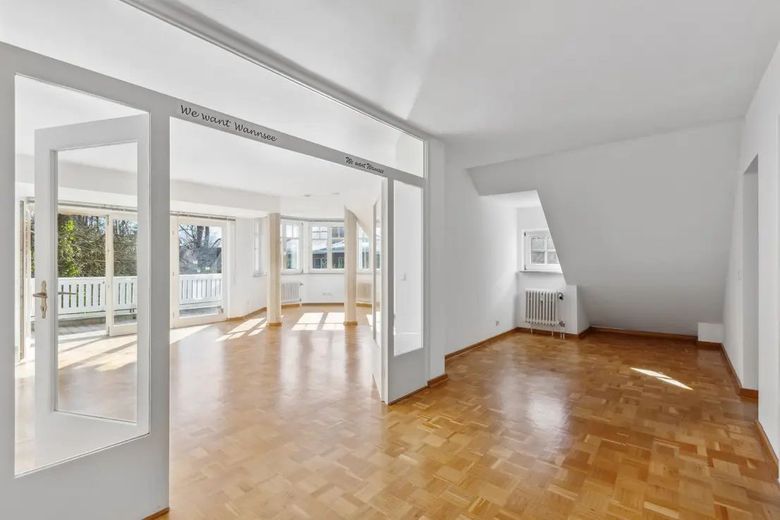 Ruhiges, helles Penthouse mit großem Balkon in begehrter Toplage von Wannsee - Nur ohne Makler ! – Flur