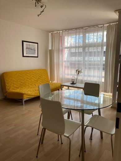 Wohnung im Opernviertel – Foto 9