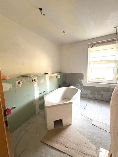 Bad - Einliegerwohnung EG