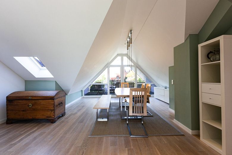 Landidylle meets Design: Perfektes 2-FH für die große Familie in Hanglage – Whg. 2 Essbereich