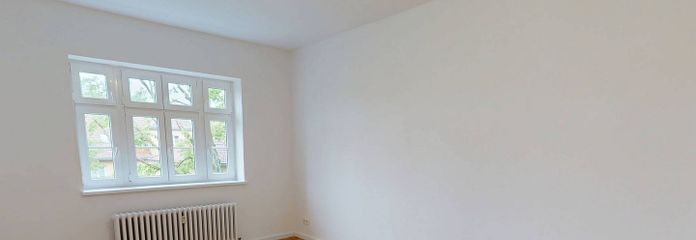 RISTRUTTURATO: appartamento di 2 locali in stabile d’epoca con BALCONE e cucina componibile a Berlino-Karlshorst – Ansicht I: Wohnzimmer (Muster…