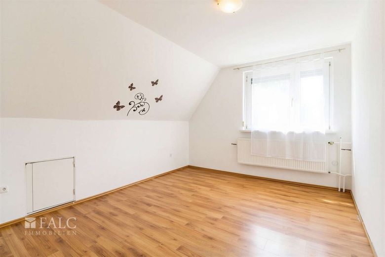 +++ EINZIEHEN UND WOHLFÜHLEN +++ – Schlafzimmer