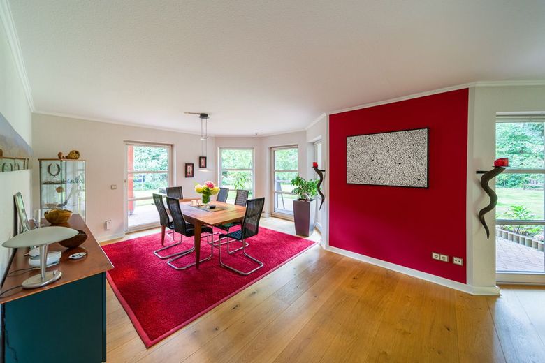 TOP ! Gifhorn-Winkel:  Exklusive Landhausvilla  mitten in der Natur ! – Esszimmer