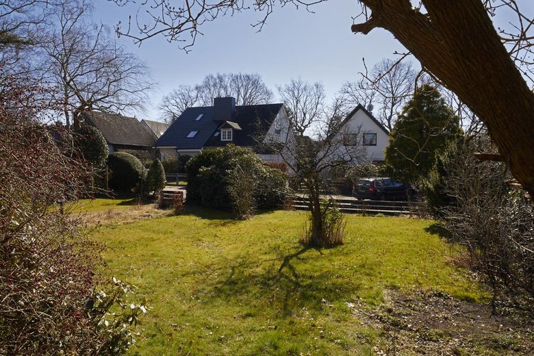 Architektenhaus in Hamburg Rissen – Blick nach Süden in den Garten