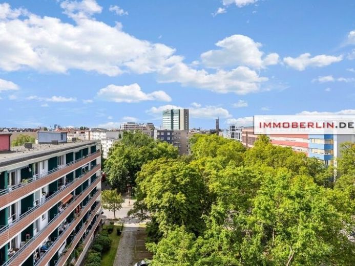 IMMOBERLIN.DE – Wspaniałe widoki w doskonałej lokalizacji! Generalnie wyremontowane mieszkanie z loggią od strony południowo-zachodniej – Zdjęcie 1