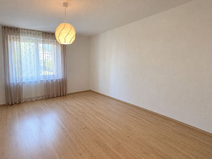 Schön geschnittene 2-Zimmer-Wohnung in Schöneck-Kilianstädten – Foto 3