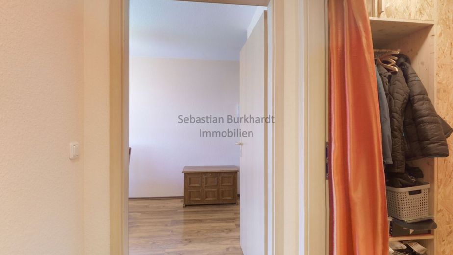 *** vermietete 3-Raum Wohnung mit Balkon und Stellplatz – Flur_2