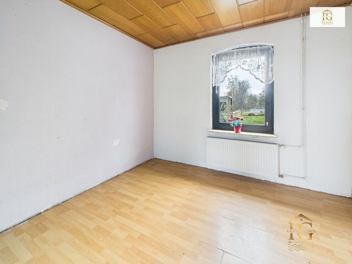 Arbeits oder Kinderzimmer