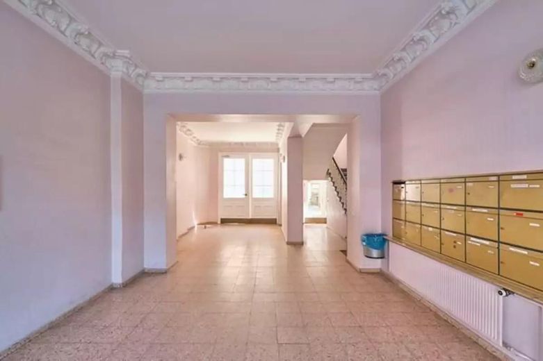 Zeitlose Eleganz trifft auf modernen Komfort - Sanierte 3 Zimmerwohnung am Schloss Charlottenburg – Foto 26