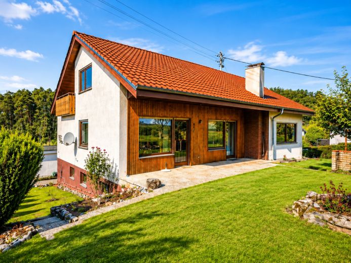 Tranquillità, natura e molto spazio – casa familiare con giardino da sogno in una ricercata posizione in strada senza uscita – Foto 1