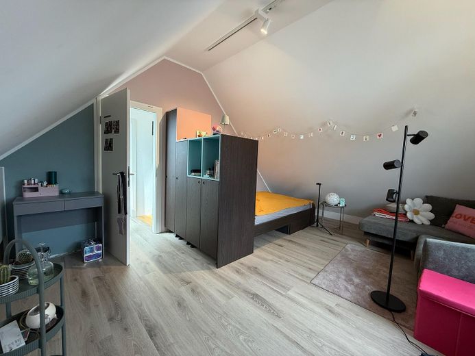 Your new home: Detached house with pool, heat pump, photovoltaic system and fireplace – Schlafzimmer DG