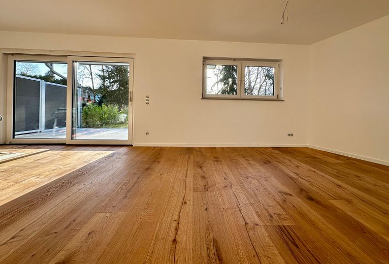 3 Zimmerwohnung im EG mit großer Süd-Terrasse – Wohn/Essbereich