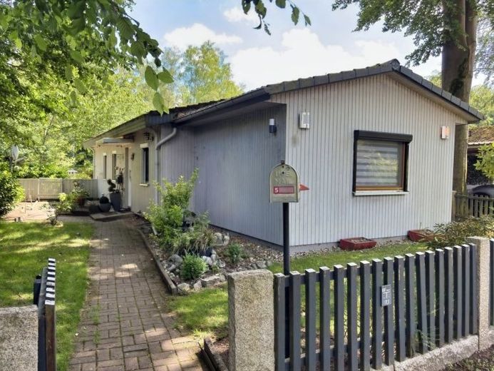 Uetze: Charmantes Holzhaus am Spreewaldsee - Wassergrundstück – Foto 1