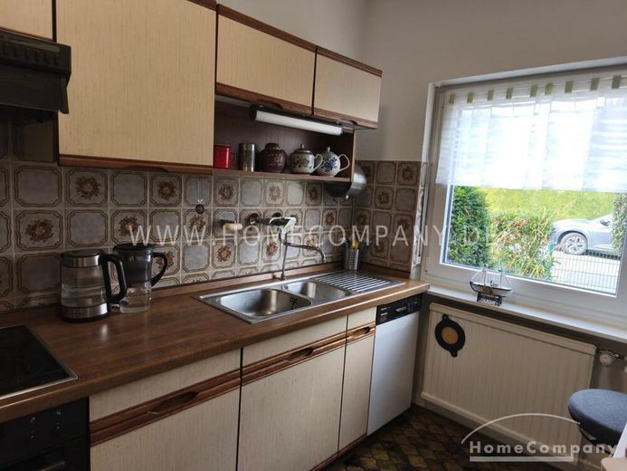 Rosbach-Rodheim AG8072766 – Eşyalı, tam donanımlı sıra evin köşe dairesi – 85a6fd4e1bd9e8650a8a9bf79197aa6e4d78fc21.jpg