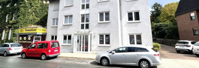Bonita consulta en planta baja con pequeña terraza en una ubicación céntrica de Mülheim-Speldorf