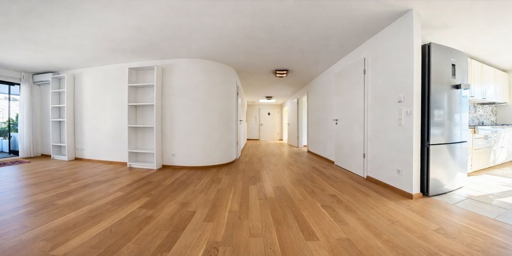 Aileler, evden çalışanlar ve Stuttgart’a gidip gelenler için ideal, 4,5-5 odalı modern yaşam hayali – Wohnzimmer, Flur