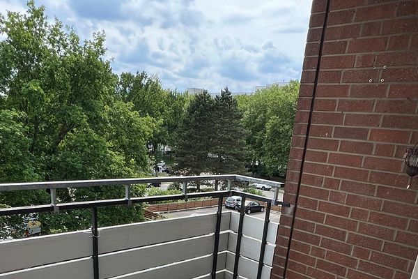 4-kamerappartement met balkon en parkeerplaats in de ondergrondse garage