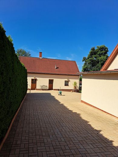 Groß Köris’te su kenarlı taşınmaz, İskele ve misafir evi bulunan seçkin göl mülkü- komisyonsuz – Gästehaus, Front