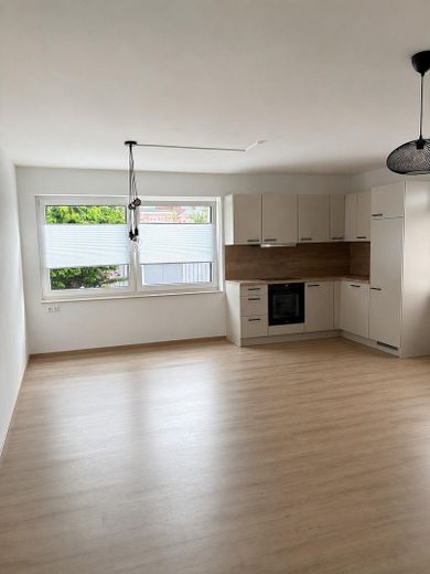 Splendido appartamento di 3 locali con zona giorno aperta – Einbauküche