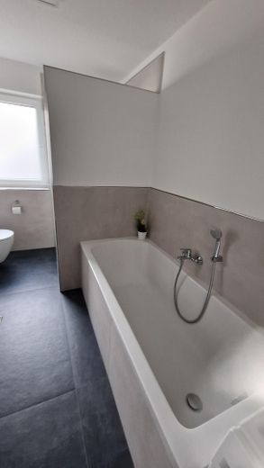 Badewanne im 1. Obergeschoss