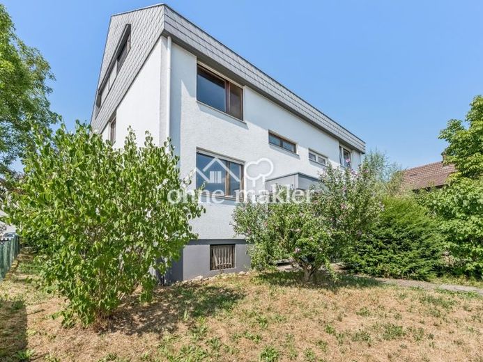 Veel ruimte voor uw ideeën – ruime twee-onder-een-kapwoning met tuin in LE-Stetten – Foto 1