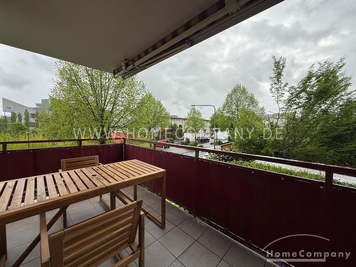 ***Riedberg (8072090) Moderne möblierte 3 Zimmer Wohnung mit Balkon und Stellplatz – 8225f4e916b91e3c740502c18e7e0dfabff51fa3.jpg
