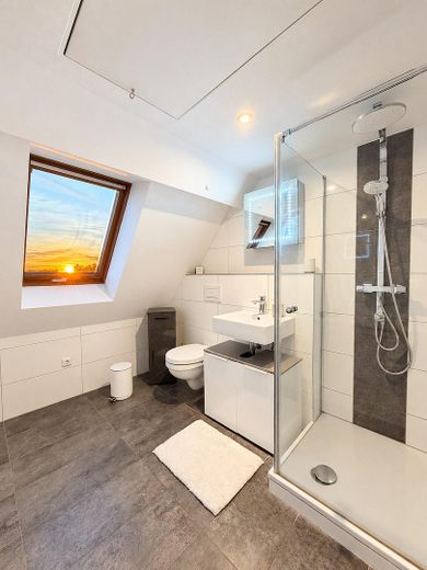 Fully renovated family home with a stunning conservatory, photovoltaic system, heat pump & large outbuilding – Bad Dach