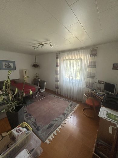 Raum für Familie – Charmantes Einfamilienhaus mit Terrasse und Vollkeller – Kinder EG