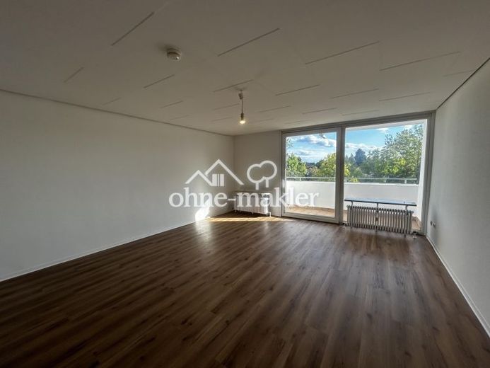 Neu Renoviert: 1-Zimmer-Wohnung mit Loggia in Bad Homburg vor der Höhe – Foto 1