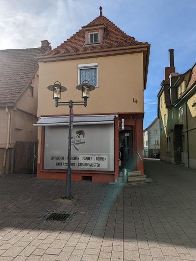 Wohn & Geschäftshaus