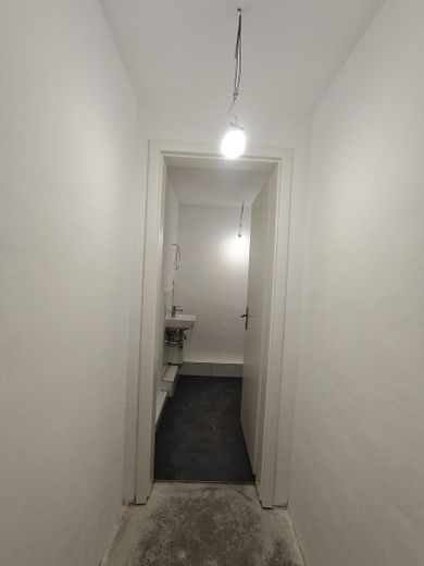 Vielseitig nutzbare Gewerbeflächen in St. Georg – frisch renoviert – Fläche 3 WC