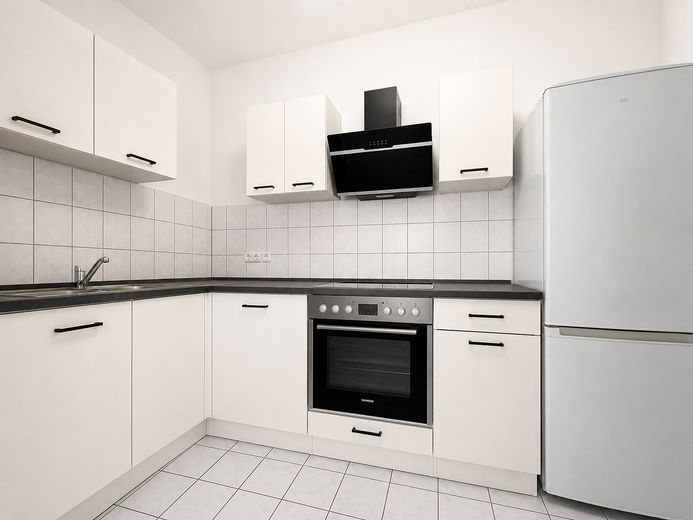 Ampio appartamento di 2 locali con cucina componibile a Magdeburgo (WE30) – Küche mit EBK