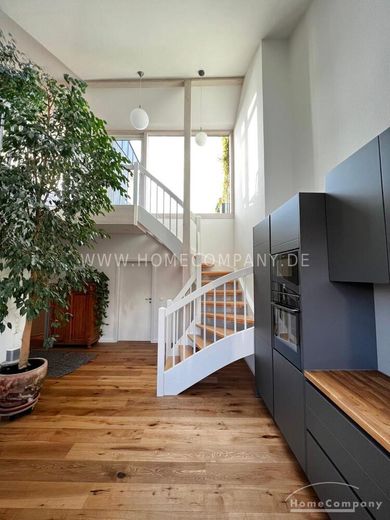 Maisonette centrale, luminosa e aperta con vista sui tetti di Kiel - un'oasi nella città. – 444410a3b340fe5f6479f5205ec7b4b50784cdb8.jpg