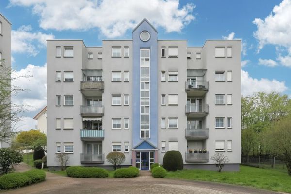 Bevorzugte Wohnlage - 3,5-Zimmer-Wohnung mit Wintergarten!