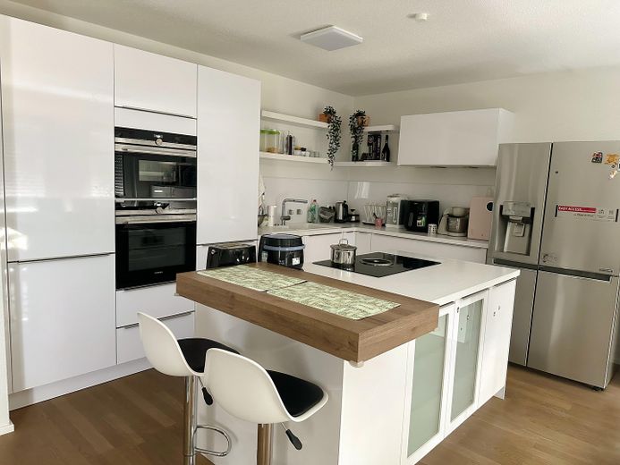 Moderne 4-Zimmer-Neubauwohnung| Kochinsel| 2 Balkone| TG mit Wallbox| Sindelfingen-Goldberg – Foto 5