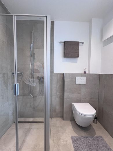Voll möblierte 3 Zimmer Wohnung - WG geeignet! Einziehen. Ankommen. Wohlfühlen. – Foto 15