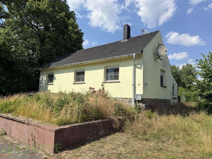 Sernow - Handwerkerobjekt auf schönem Grundstück – Außenansicht