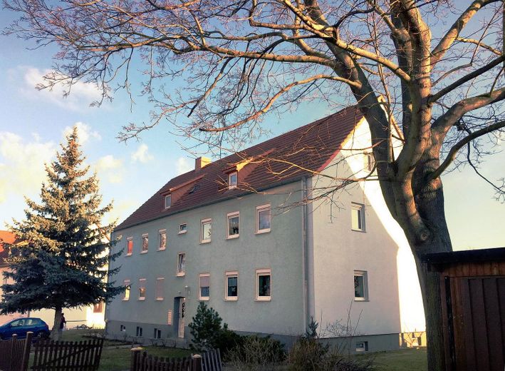 nur 6 Familien im Haus