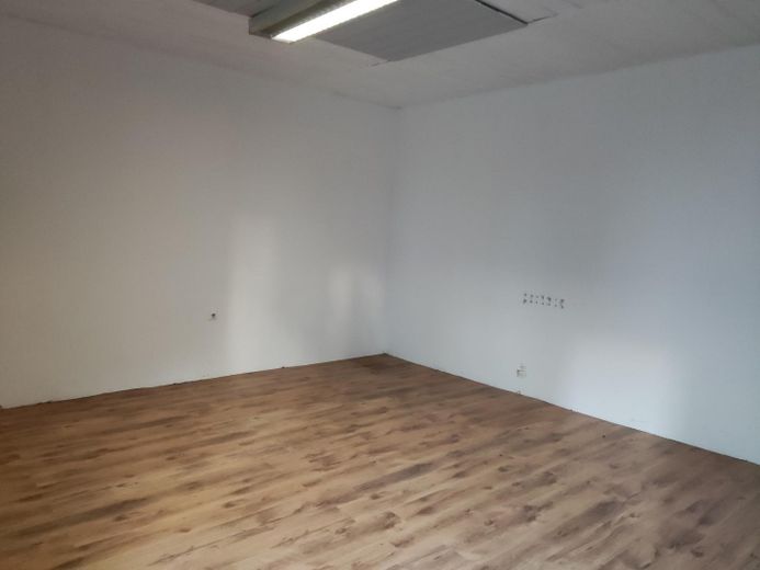 Schöne Gewerbeeinheit/ Büro auf der Bismarckstr. 296 / Gelsenkirchen – Raum1
