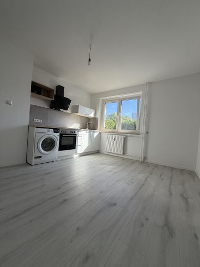 Moderne 2 Zimmer-Wohnung incl. Küche – Foto 2