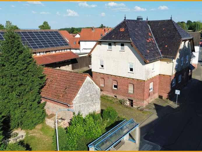 RICHTIG VIEL PLATZ ZUM GÜNSTIGEN PREIS!
KEINE KÄUFERPROVISION – Foto 1