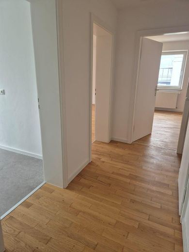 ETW Schwabing-West, Nahe BMW – Flur