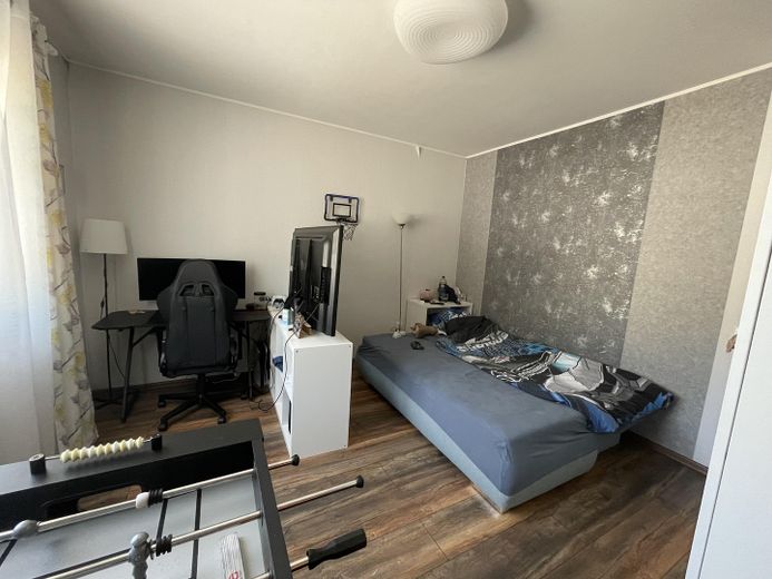 Modernisiertes EFH + ELW | 195 m² | Waldrand | Luxemburg 20 Min | Provisionsfrei – Kind 2